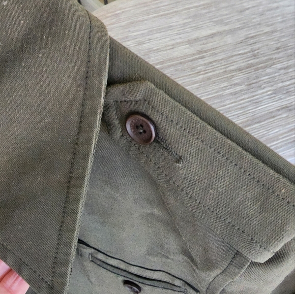 EUC- Armani Exchange- trench coat. Olive green. Size XS - Picture 9 of 9